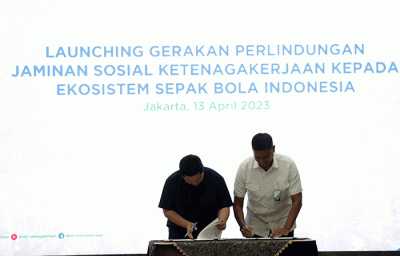Launching Gerakan Perlindungan Jaminan Sosial Ketenagakerjaan Kepada Ekosistem Sepak Bola Indonesia di Jakarta, Kamis (13/4/2023).