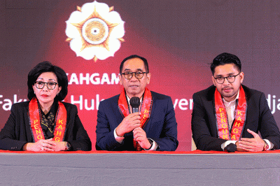 Konferensi pers di sela Pelantikan Kepengurusan Baru KAHGAMA Masa Bakti 2023-2028, di Jakarta, Jumat (14/4/2023).