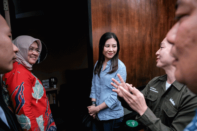 Wamenparekraf Angela Tanoesoedibjo melakukan kunjungan kerja ke Cikole dan dan meninjau Bobocabin.