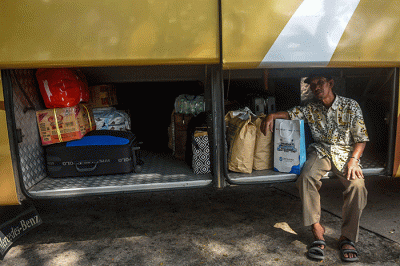 Sebanyak 748 pemudik asal Palembang diberangkatkan ke kampung halaman mengikuti program mudik gratis Pemprov Sumsel.