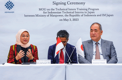 Menteri Ketenagakerjaan Ida Fauziyah menghadiri penandatanganan MoU antara Kemnaker RI dengan International Manpower Development Organization Japan.