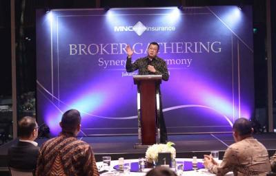 Executive Chairman MNC Group Hary Tanoesoedibjo memberikan sambutan dalam acara Broker Gathering 2023, dengan tema Synergy in Harmony