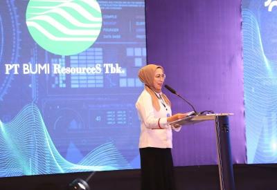 Ketua Umum Kadin DKI Jakarta Diana Dewi membuka acara Jakarta Energy Forum (JEF) 2023 di Jakarta, Rabu (31/5/2023).
