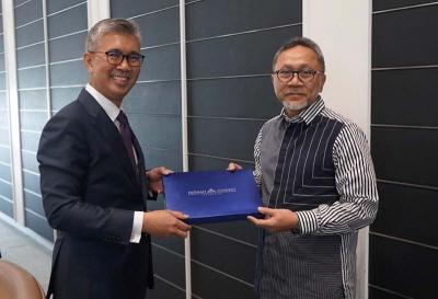 Menteri Perdagangan Zulkifli Hasan bertemu dengan Menteri Investasi, Perdagangan dan Industri Malaysia Tengku Datuk Seri Utama Zafrul Bin Tengku Abdul Aziz.