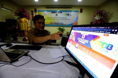 Penerimaan Peserta Didik Baru (PPDB) DKI Jakarta tahun 2023 resmi dibuka mulai dari 12 Juni 2023 untuk jenjang SD, SMP, SMA, dan SMK
