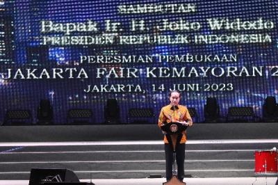 Presiden Joko Widodo memberikan sambutan saat membuka Jakarta Fair 2023 di JIExpo Kemayoran, Jakarta, Rabu (14/6/2022).