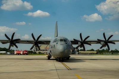 Pesawat C-130J Super Hercules TNI AU tiba di Lanud Halim Perdanakusuma, Jakarta, Rabu (28/6/2023).