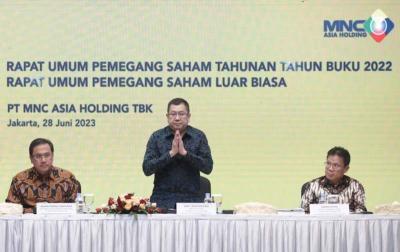 Dirut PT MNC Asia Holding Tbk Hary Tanoesoedibjo menghadiri RUPST Tahun Buku 2022 dan RUPSLB di iNews Tower, Jakarta, Rabu (28/6/2023).