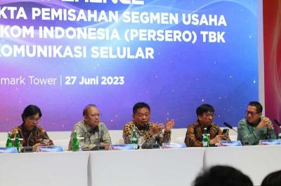 Telkom dan Telkomsel telah menandatangani akta pemisahan (deed of spin-off) untuk mengintegrasikan IndiHome ke Telkomsel.