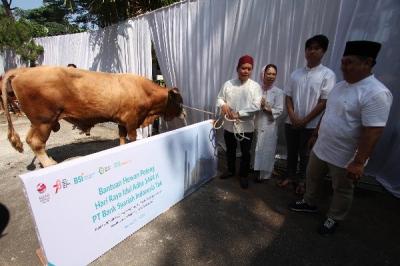 BSI mendistribusikan 7.112 hewan kurban bagi masyarakat duafa di berbagai wilayah Indonesia