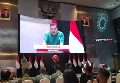 BEI meluncurkan informasi pasar modal dalam bentuk mobile application bernama IDX Mobile di Jakarta, Kamis (13/7/2023).