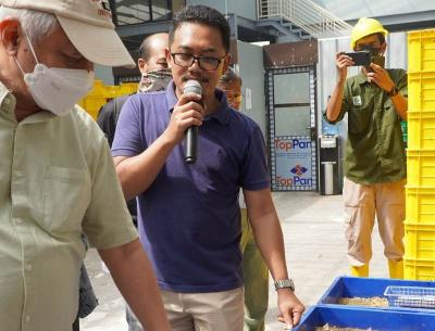 YDBA mengajak stakeholders melihat langsung Integrated Waste Management (IWM) yang diterapkan oleh TSI bersama Greenprosa.