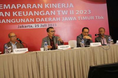 PT Bank Pembangunan Daerah Jawa Timur Tbk (BJTM) membukukan pertumbuhan penyaluran kredit pada semester I 2023.