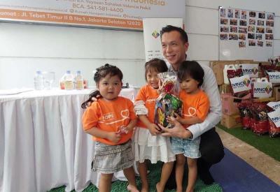 MNC Sky Vision dan MNC Peduli salurkan bantuan donasi sosial ke Yayasan Rumah Harapan Indonesia.
