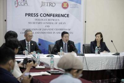 Sekjen ASEAN Kao Kim Hourn melakukan dialog dengan FJCCIA membahas pengembangan SDM.