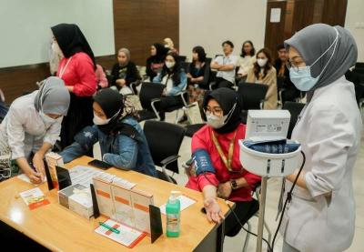 MNC Life bekerja sama dengan RSPI Puri Indah menggelar seminar kesehatan sekaligus konsultasi kesehatan gratis bagi para karyawan MNC Group.