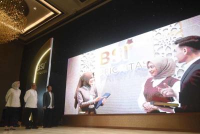 Melalui Hajj dan Umrah Concierge ini, BSI menyediakan layanan-layanan khusus untuk nasabah BSI prioritas.