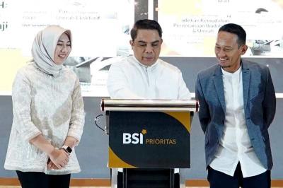 Melalui Hajj dan Umrah Concierge ini, BSI menyediakan layanan-layanan khusus untuk nasabah BSI prioritas.