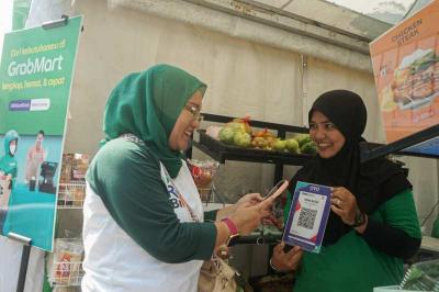 Menyambut hari UMKM Nasional 2023, Grab dan OVO merayakan kontribusi nyata UMKM terhadap masyarakat