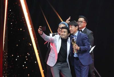 Pelatih Timnas Indonesia, Shin Tae-yong menjadi pemenang kategori pelatih olahraga terfavorit dalam ajang Indonesia Awards 2023.