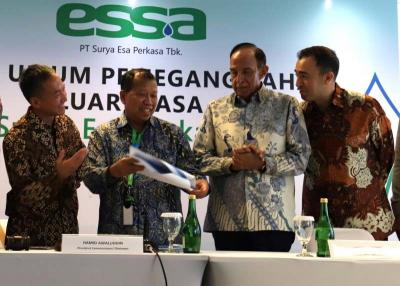 PT Surya Esa Perkasa Tbk, melalui RUPSLB tanggal 4 Oktober 2023 mengubah nama Perseroan menjadi PT ESSA Industries Indonesia Tbk.