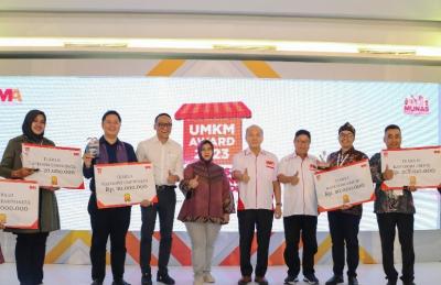Indonesia Marketing Association (IMA) memberikan Penghargaan UMKM Award 2023 untuk kategori pariwisata dan umum.
