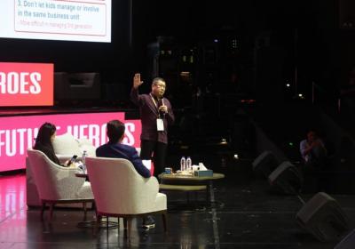 Executice Chairman MNC Group Hary Tanoesoedibjo menjadi pembicara dalam acara Future Heroes 'Exceed & Excel Together' Young Movement Conference 2023.