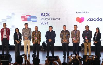 Menko Kemaritiman dan Investasi Ad Interim yang juga Menteri BUMN Erick Thohir membuka acara The Asian Creative & Digital Economy Youth Summit (ACE-YS).