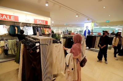 Pemerintah menargetkan penerimaan PPN dan PPnBM sebesar Rp811,36 triliun pada tahun anggaran 2024.