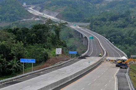Waskita Beton (WSBP) Raih Kontrak Pengadaan Precast Tol Kataraja Senilai Rp278,61 M. Foto: MNC Media.