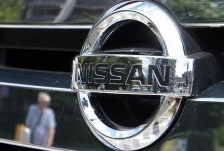 Nissan menarik kembali 443.899 unit kendaraan di Amerika Serikat akibat potensi kerusakan mesin. (foto: iNews Media)