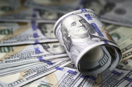 Dolar AS Stabil, Pasar Antisipasi Pemangkasan Suku Bunga The Fed. Foto: AP.