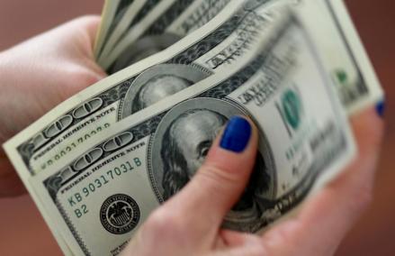 China Kukuh dengan Kebijakan Nol Covid, Dolar AS Melambung. (Foto: MNC Media).