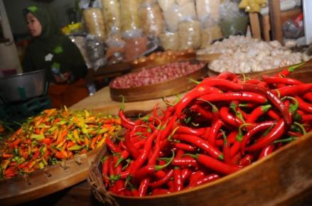 Kabar Gembira Bunda! Jelang Tutup Tahun Harga Cabai Sudah Turun. (Foto: MNC Media)