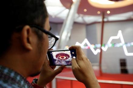Saham Bergerak Liar, Bukit Darmo Property (BKDP) Kena Suspensi BEI. (Foto: MNC Media)
