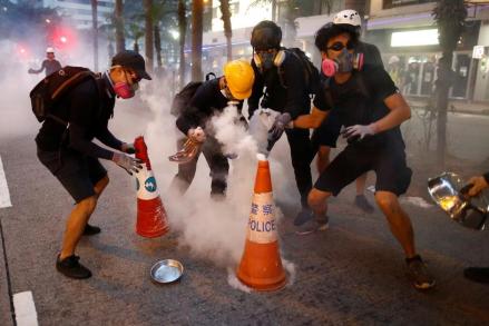Demontrasi Masih Berlanjut, Ini Potensi Dana Keluar dari Hong Kong