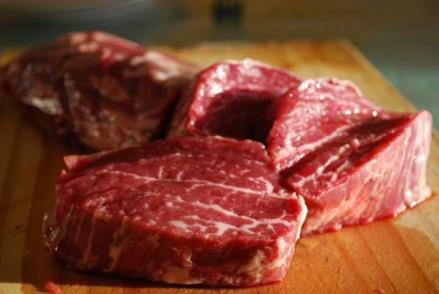 Konsumsi Daging Desember 2019 Diprediksi Meningkat, Ini Strategi Berdikari. (Foto: Ist)