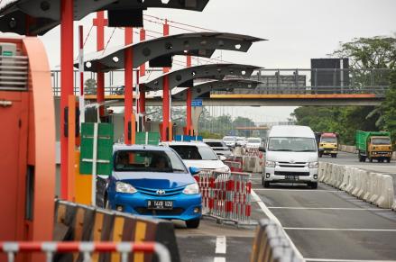 Jelang Nataru, Penerapan Ganjil Genap di Tol Dibatalkan (Ilustrasi)
