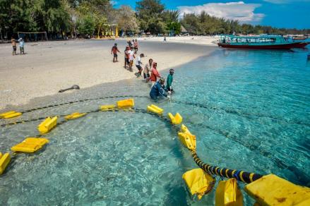Dukung Pariwisata Tiga Gili, PLN Gunakan Kabel Laut di Lombok. (Foto: Ist)