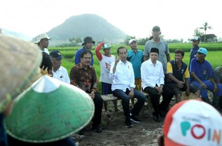 Jaga Daya Beli di Pedesaan, Kementerian PUPR Percepat Program PKT 2020. (Foto: Ist)