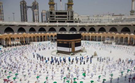 Umroh Plus Wisata Halal Jadi Favorit Jamaah Indonesia. Foto: MNC Media.