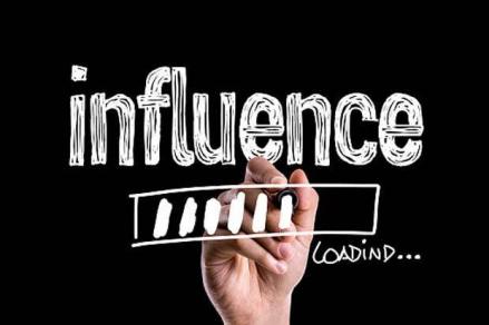 Influencer Pemerintahan Lagi Hits, Apa Bedanya dengan Buzzer? (FOTO: MNC Media)