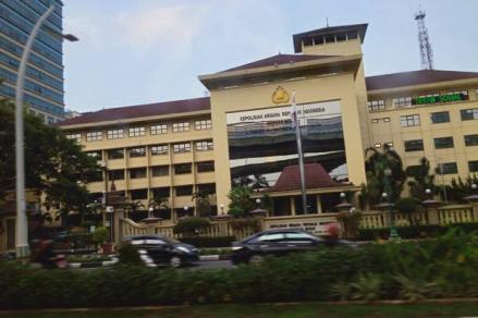 Sadikin Aksa diperiksa karena mangkir saat dipanggil OJK dalam kasus Bank Bukopin.(Foto: MNC Media)