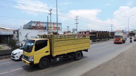 Truk Logistik Jadwalkan Ulang Pengiriman Barang di Malam Hari Imbas Demo. (Foto Istimewa)