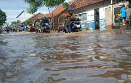 Hujan Deras Guyur Jaksel, Pasar Warung Buncit hingga Cipete Banjir (Dok.MNC)