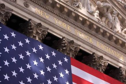 Pasar Domestik Diprediksi Menguat usai The Fed Tahan Suku Bunga (FOTO:MNC Media)