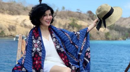 Desiree Tarigan, Ibu Bams eks Samson yang Sukses Kembangkan Bisnis Fesyen Vintage hingga Kue Premium