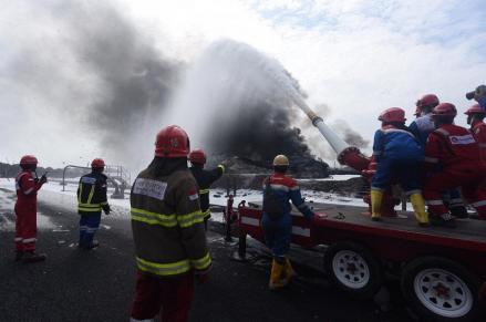 Ada Enam Warga Terhempas dan Alami Luka Berat Akibat Ledakan Kilang Balongan. (Foto: MNC Media)