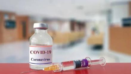 Vaksinasi Covid-19 Tahap Dua di DKI Jakarta Baru 61 Persen (FOTO:MNC Media)