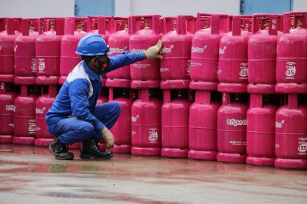 Harga LPG non subsidi mengalami kenaikan.
